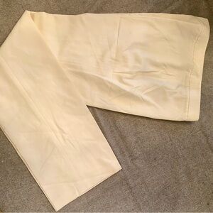 Akris Punto Saks Size 12 Cream Dress Pants with Smooth Finish
